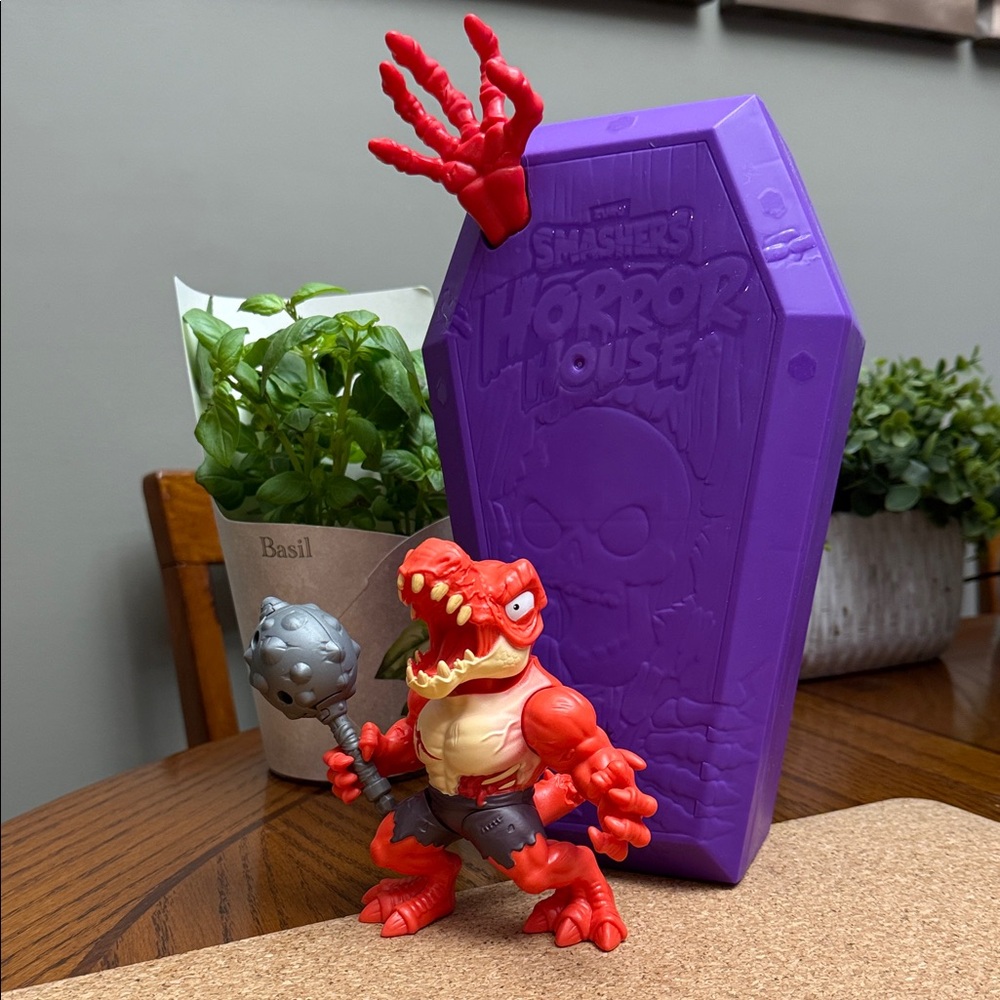 ZURU Smashers Horror House Series 1 Dinosaur Dino Horror House Red Monster Toy - Picture 1 of 8